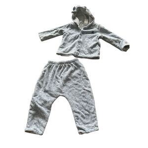 Gap baby sz 6-12 months 2 piece bear hoodie pants set reversible blue